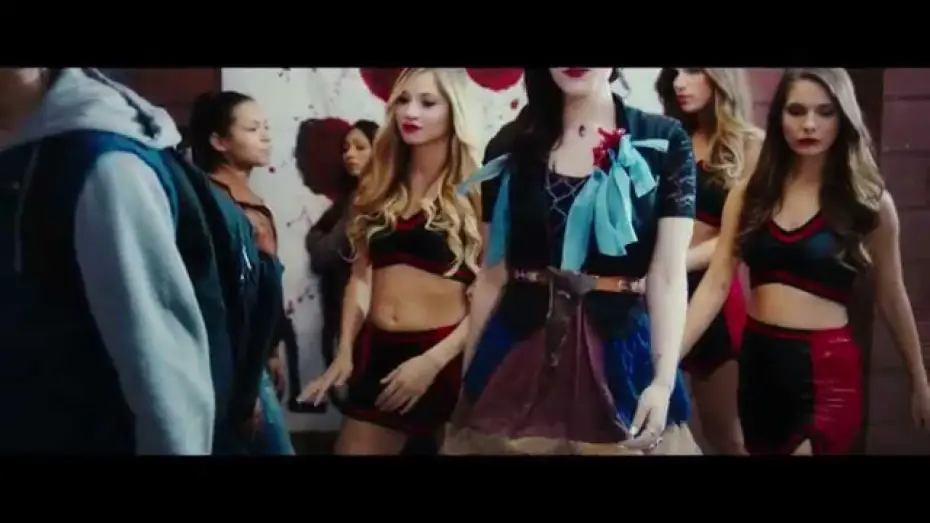 Видео к фильму Все болельщицы умрут — ALL CHEERLEADERS DIE - Extrait "Une entrée remarquée" VOST