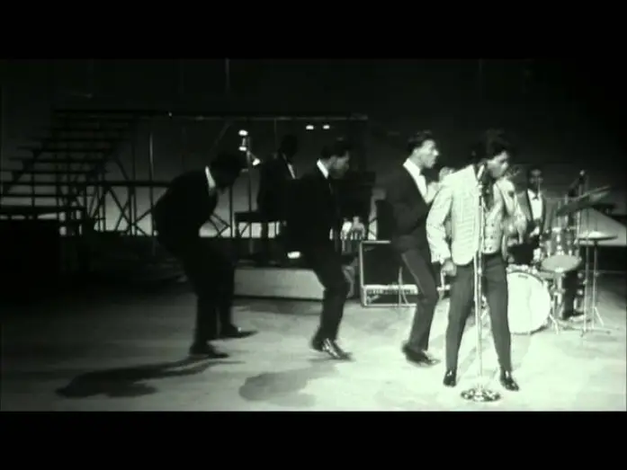 Видео к фильму Джеймс Браун: Путь наверх — James Brown performs and dances to "Out of Sight" on the TAMI Show (Live)