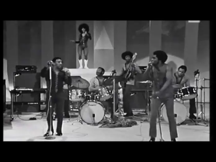 Видео к фильму Джеймс Браун: Путь наверх — James Brown "Sex Machine"  Rome on April 24, 1971