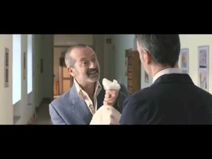 Видео к фильму Босс в гостиной — Un Boss In Salotto - Scuola - Clip dal film | HD