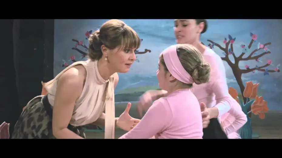 Видео к фильму Босс в гостиной — Un Boss in Salotto - Balletto - Clip dal film | HD