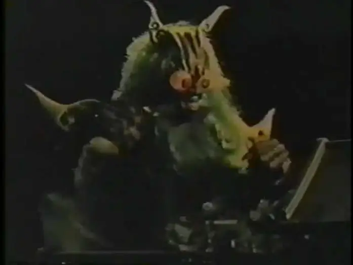 Видео к фильму 觀世音與海龍王 — Human vs Monster Battle
