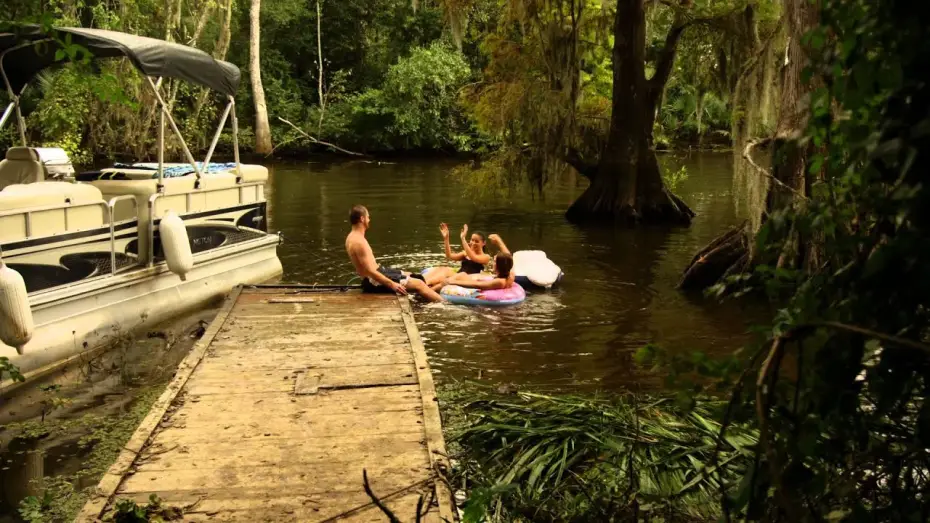 Видео к фильму Болото змееголовов — Snakehead Swamp - Trailer