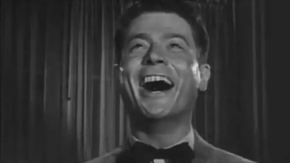 Видео к фильму Эббот и Костелло встречают человека-невидимку — Trailer: Abbott & Costello Meet the Invisible Man (1951)