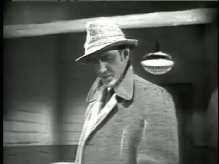 Видео к фильму Шерлок Холмс: Женщина в зелёном — Sherlock Holmes - The Woman In Green (1945) (trailer)