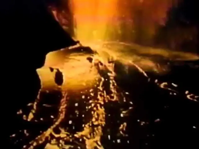 Видео к фильму В поисках потерпевших кораблекрушение — In Search of the Castaways 1978 re-release TV trailer