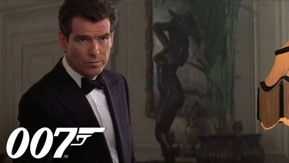 Видео к фильму 007: И целого мира мало — Bond interrogates Zukovsky