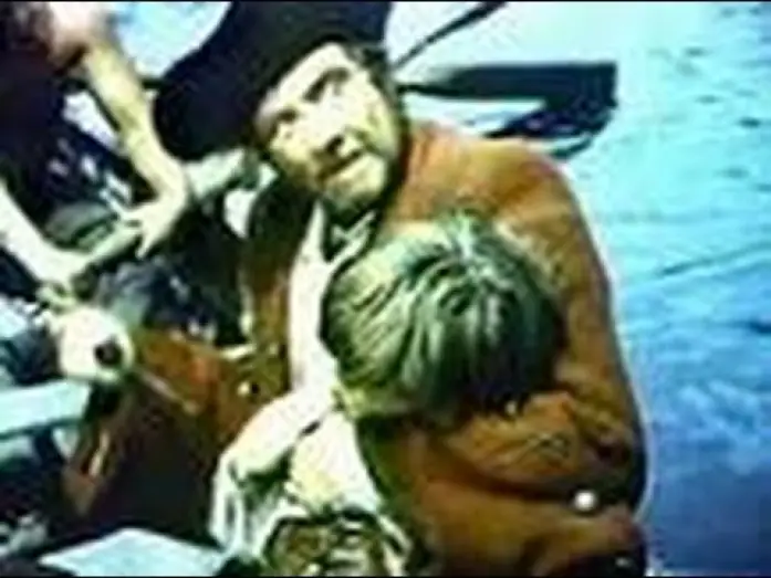Видео к фильму Dr. Syn, Alias the Scarecrow — Treasure Island & Dr. Syn, Alias The Scarecrow (Trailer for TV, 1975)