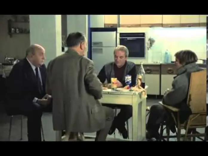 Видео к фильму Холодные закуски — Buffet froid ( bande annonce )