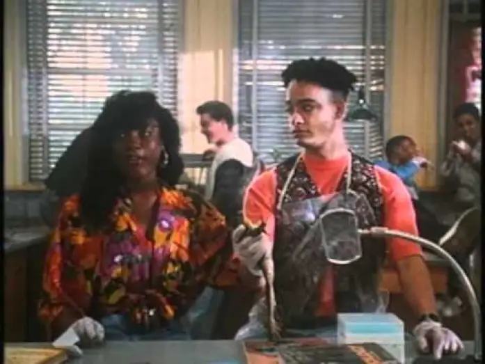 Видео к фильму Школьная тусовка — Kid 'N Play CLASS ACT Trailer