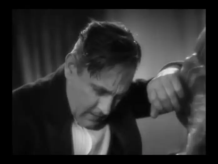 Видео к фильму Ужин в восемь — Larry's Last Performance (1933's Dinner at Eight)