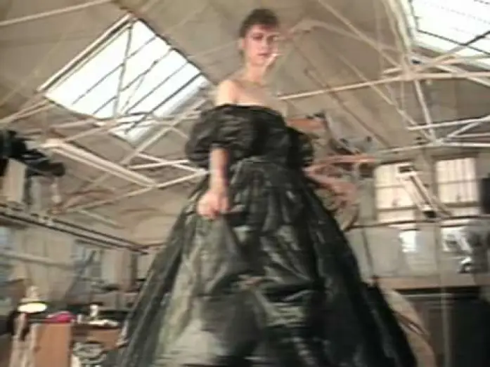 Видео к фильму Тёмный кристалл | Behind the Scenes: Fashion Collection