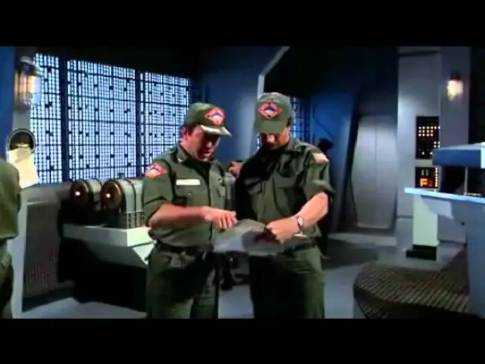 Видео к фильму Аэроплан 2: Продолжение | Aterriza Como Puedas 2, escena Buck Murdock