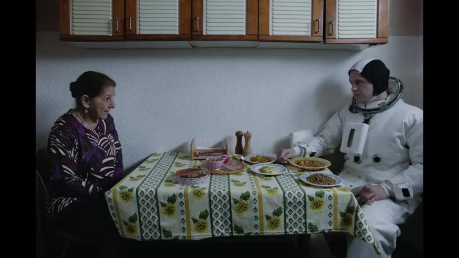 Видео к фильму Асфальт — Il Condominio Dei Cuori Infranti Trailer Italiano