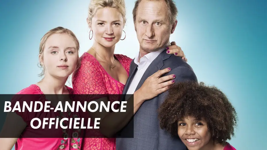 Видео к фильму Семья в аренду — UNE FAMILLE A LOUER - Bande annonce Officielle - Benoît Poelvoorde - Virginie Efira (2015)