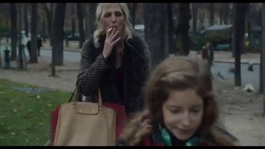 Видео к фильму Все еще счастливы — ENCORE HEUREUX - Extrait "J'aimerais avoir une carte bleue"