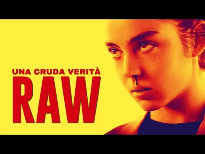 Видео к фильму Сырое | RAW - UNA CRUDA VERIT&Agrave; (Trailer Italiano - Dal 23 Agosto in Home Video)