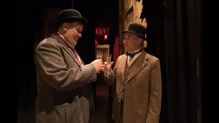 Видео к фильму Стэн и Олли — El gordo y el flaco (Stan & Ollie) - Trailer español (HD)