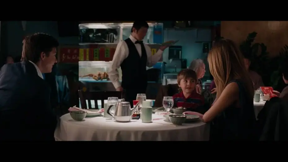 Видео к фильму Больше, чем друг — Une famille très moderne bande annonce HD VF