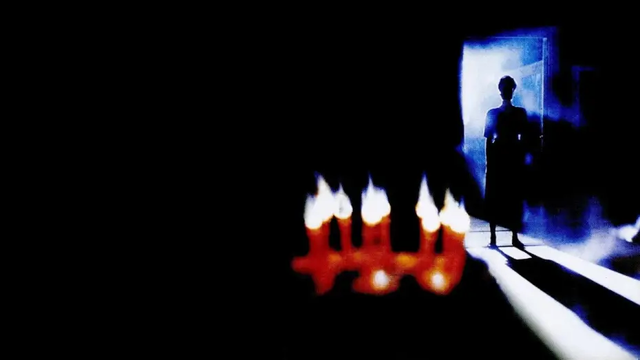 Видео к фильму Демоны 2 — Demons 2 Trailer español