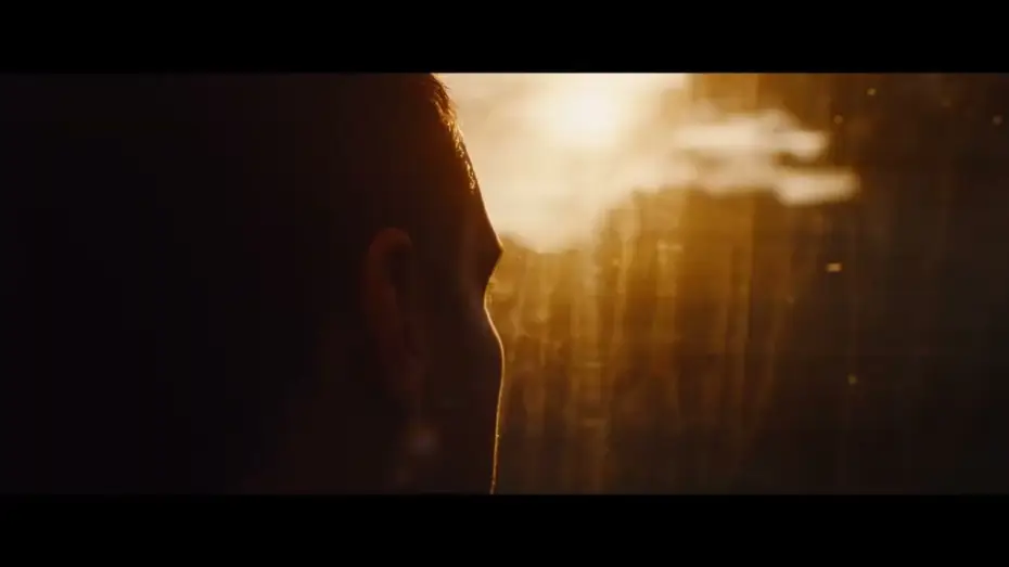 Видео к фильму Мы все чужие | Anuncio: 'El poder del amor'