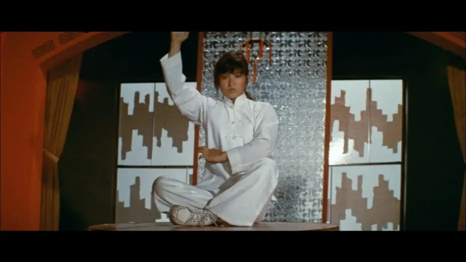 Видео к фильму Леди карате — Sister Street Fighter - Original Trailer HD (Kazuhiko Yamaguchi, 1974)