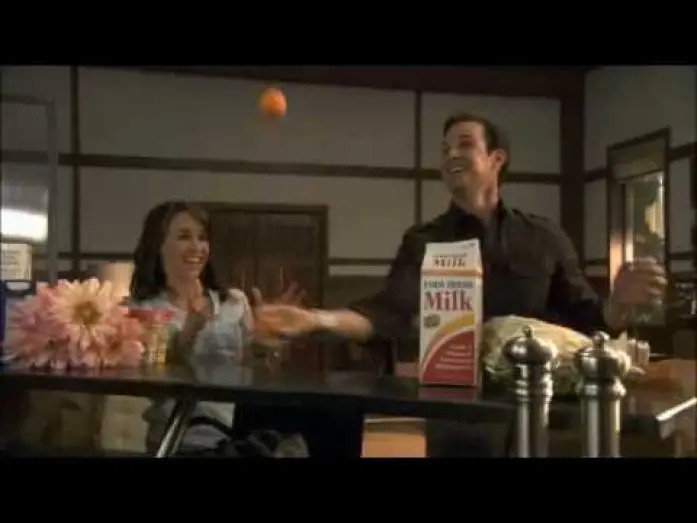 Видео к фильму Elevator Girl — EXCLUSIVE - ELEVATOR GIRL - Hallmark Channel Original Movie