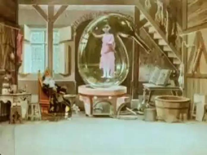 Видео к фильму L'Alchimiste Parafaragamus ou la Cornue infernale — 1906 Georges Méliès L'alchimiste Parafaragaramus ou la Cornue Infernale tinted The Mysterious Retort