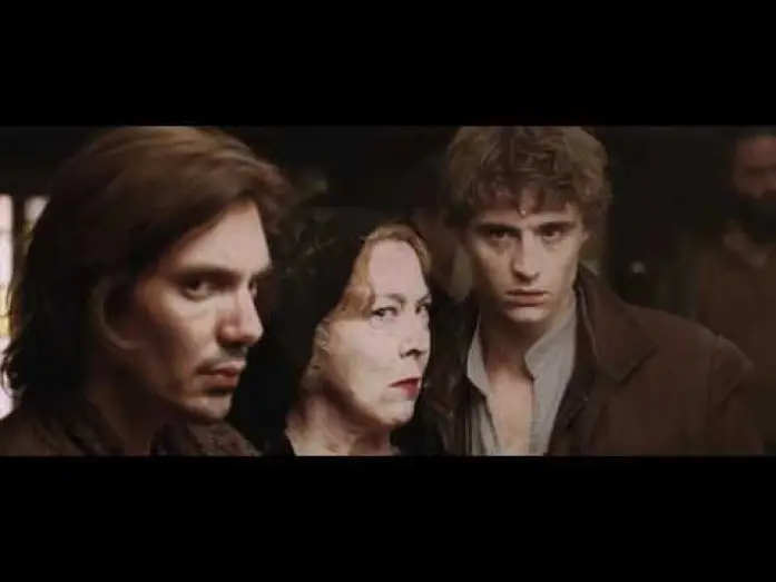 Видео к фильму Красная шапочка — Cappuccetto Rosso Sangue Trailer Italiano HD