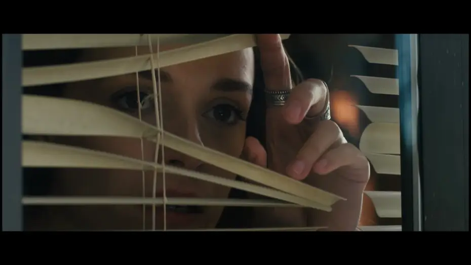 Видео к фильму Дом напротив — The Neighbor - Das Grauen wartet nebenan - Trailer Deutsch HD