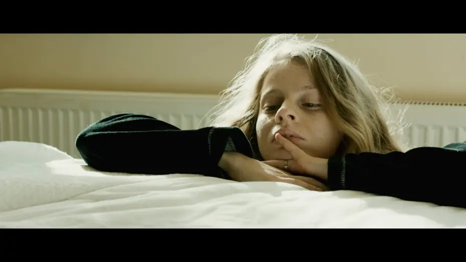 Видео к фильму Tereddüt — Clair Obscur (2016) Trailer, OmU