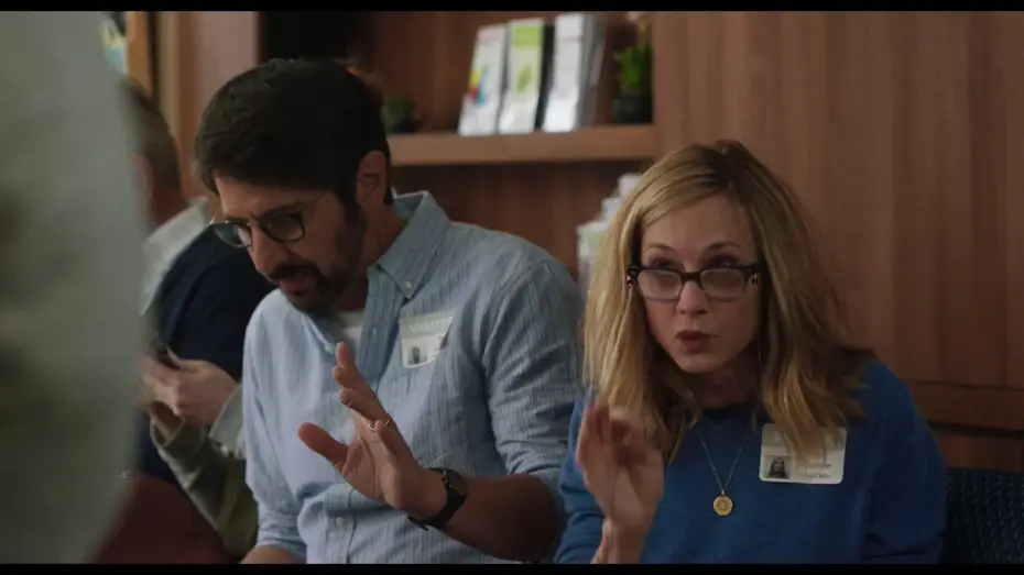 Видео к фильму Любовь – болезнь — THE BIG SICK - Official Clip #2 - Starring Kumail Nanjiani, Ray Romano, Holly Hunter