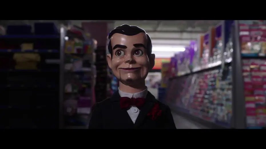 Видео к фильму Ужастики 2: Беспокойный Хеллоуин — Holiday Sale