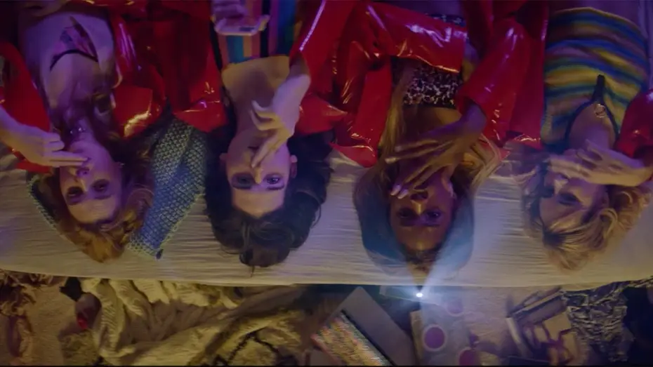 Видео к фильму Нация убийц — Assassination Nation Red Band :60s - Sassy