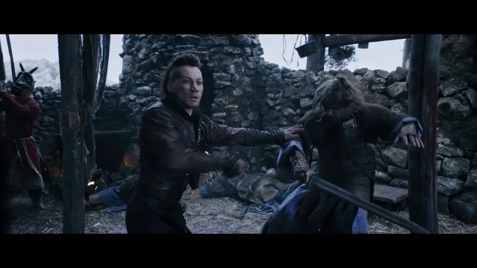 Видео к фильму Скиф — RAGE - extrait "L'auberge sanglante" VF