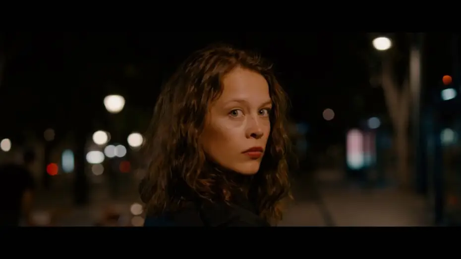 Видео к фильму Транзит — LA DONNA DELLO SCRITTORE - Trailer ufficiale italiano