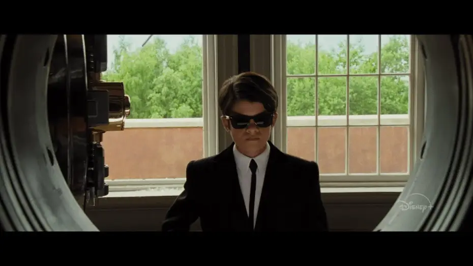 Видео к фильму Артемис Фаул — Artemis Fowl - Bande Annonce [VOST]
