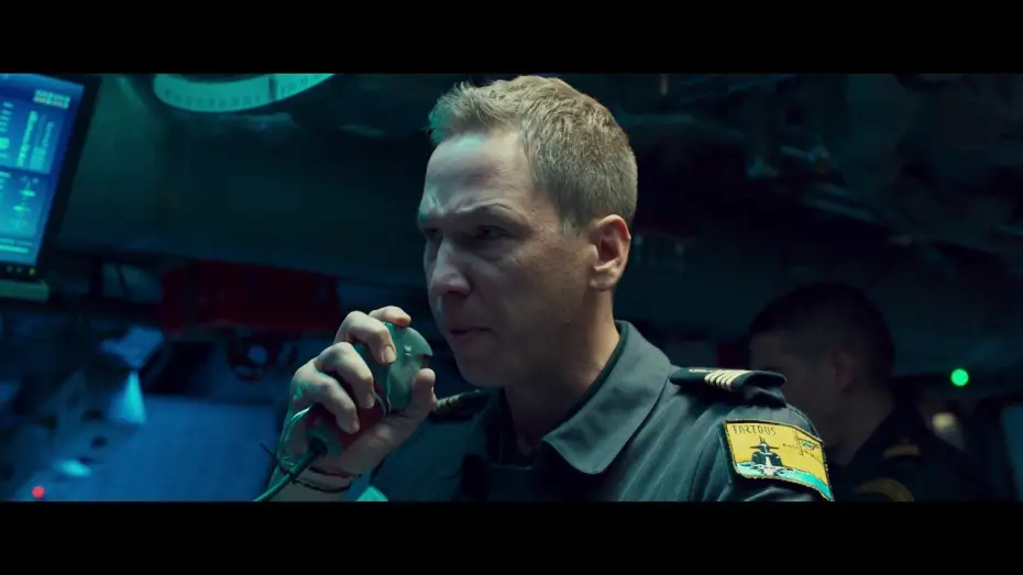Видео к фильму Зов волка — The Wolf's Call / Le Chant du loup (2019) - Trailer (French)