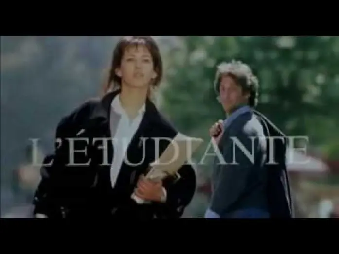 Видео к фильму Студентка — L`etudiante  Trailer Sophie Marceau