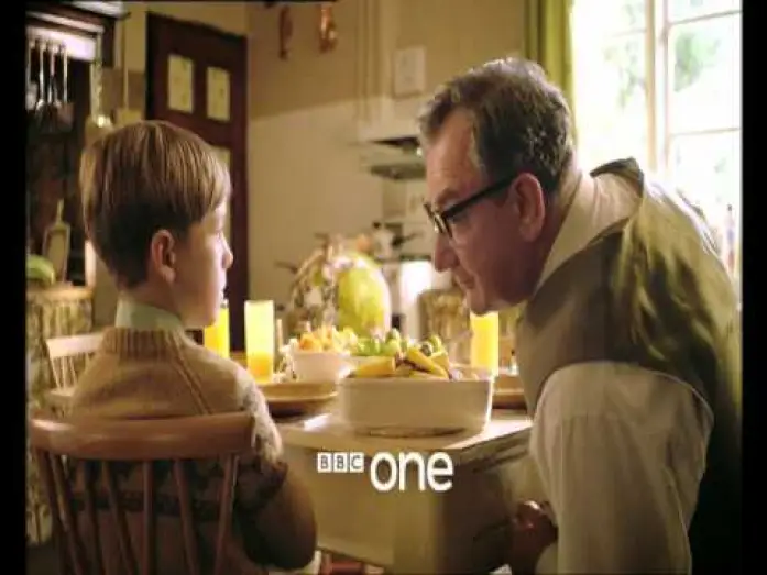 Видео к фильму Тост — Toast - Christmas 2010 trailer - BBC One