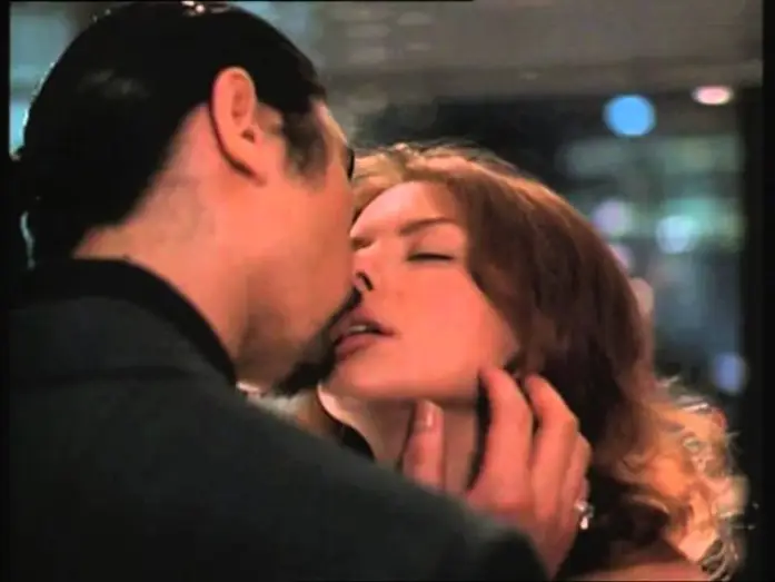 Видео к фильму На панели — Boulevard (1994) full movie trailer.Lou diamond phillips