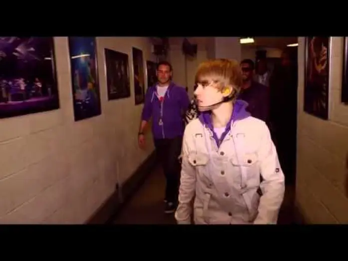 Видео к фильму Джастин Бибер: Никогда не говори никогда — Justin Bieber - Never Say Never - Il Film - Trailer Italiano (2011)