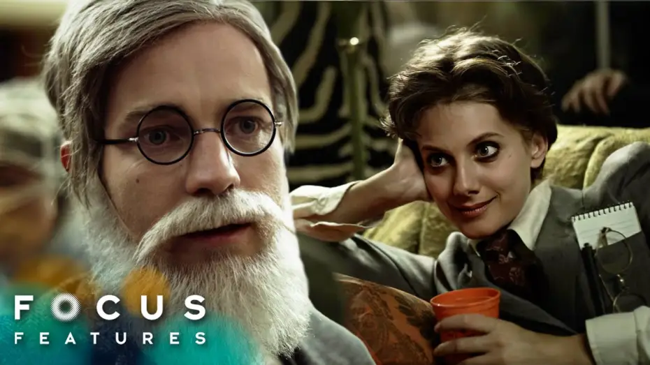 Видео к фильму Начинающие — Attending The Costume Party As Sigmund Freud