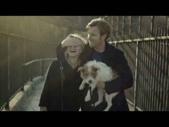 Видео к фильму Начинающие — Beginners - short featurette: Cosmo the Dog :)