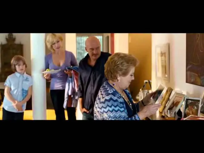 Видео к фильму Женщины против мужчин — Femmine contro maschi (2011) trailer