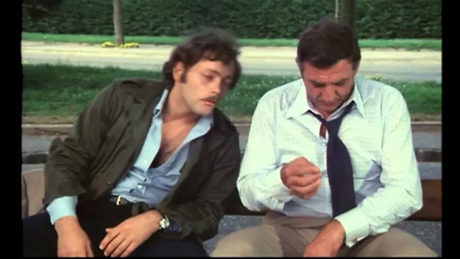Видео к фильму Прощай, полицейский — Adieu poulet (1975) - Pourquoi t'es rentré dans la police