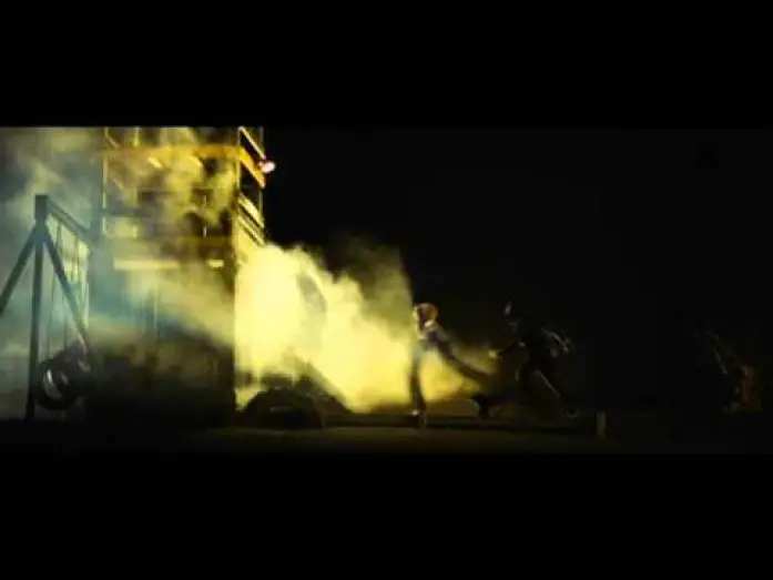 Видео к фильму Чужие на районе — Attack The Block Clip - First Kill