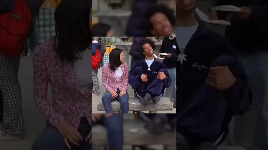 Видео к фильму Очень страшное кино 2 | Shorty teaches Cindy how to sit &ldquo;Cooool&rdquo; 😎 name your favorite scene from this movie in the comments
