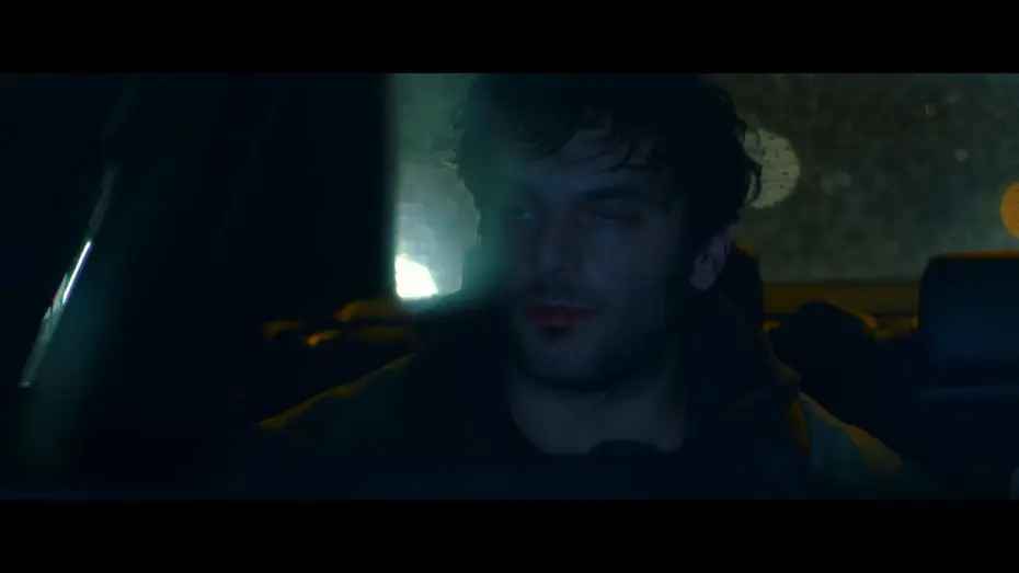 Видео к фильму Нежная рука закона — EN LIBERTÉ! - Teaser TAXI