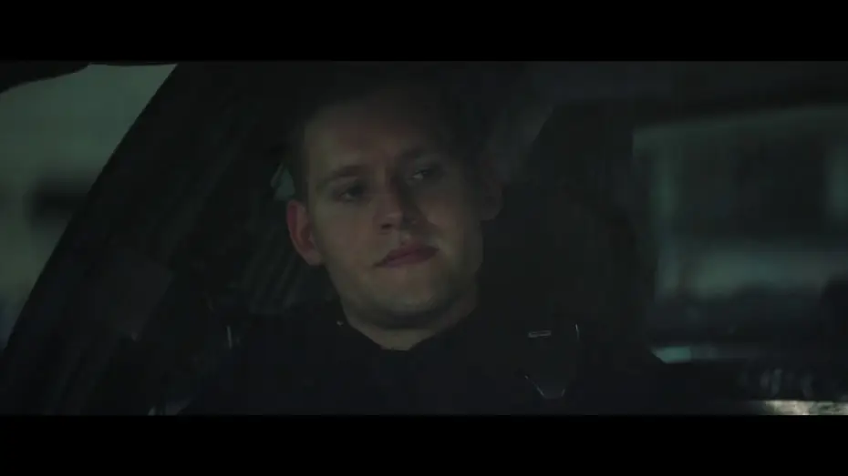 Видео к фильму Полицейский седан — NIGHT SHIFT : PATROUILLE DE NUIT - Bande Annonce [VF]
